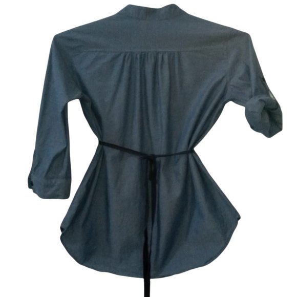Chambray top shirt blouse Size Small Ties Roll Sleeves Buttons PaulnKC - Picture 2 of 7